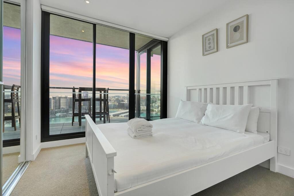 Wake Up In Front Of Water Bay Beckons- 2B2B1C Apartment เมลเบิร์น ภายนอก รูปภาพ
