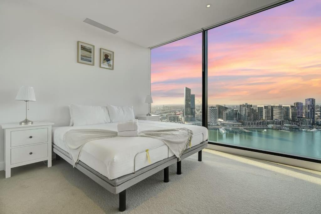Wake Up In Front Of Water Bay Beckons- 2B2B1C Apartment เมลเบิร์น ภายนอก รูปภาพ