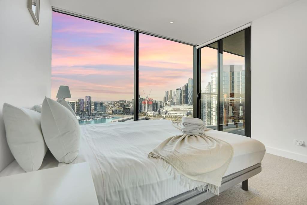 Wake Up In Front Of Water Bay Beckons- 2B2B1C Apartment เมลเบิร์น ภายนอก รูปภาพ